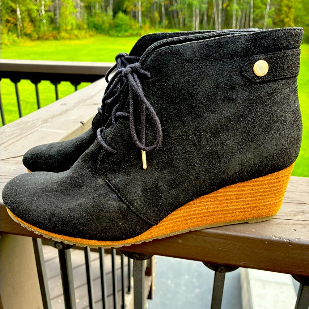 Dr. Scholl's Black Suede Ankle Boots with Tan Wedge